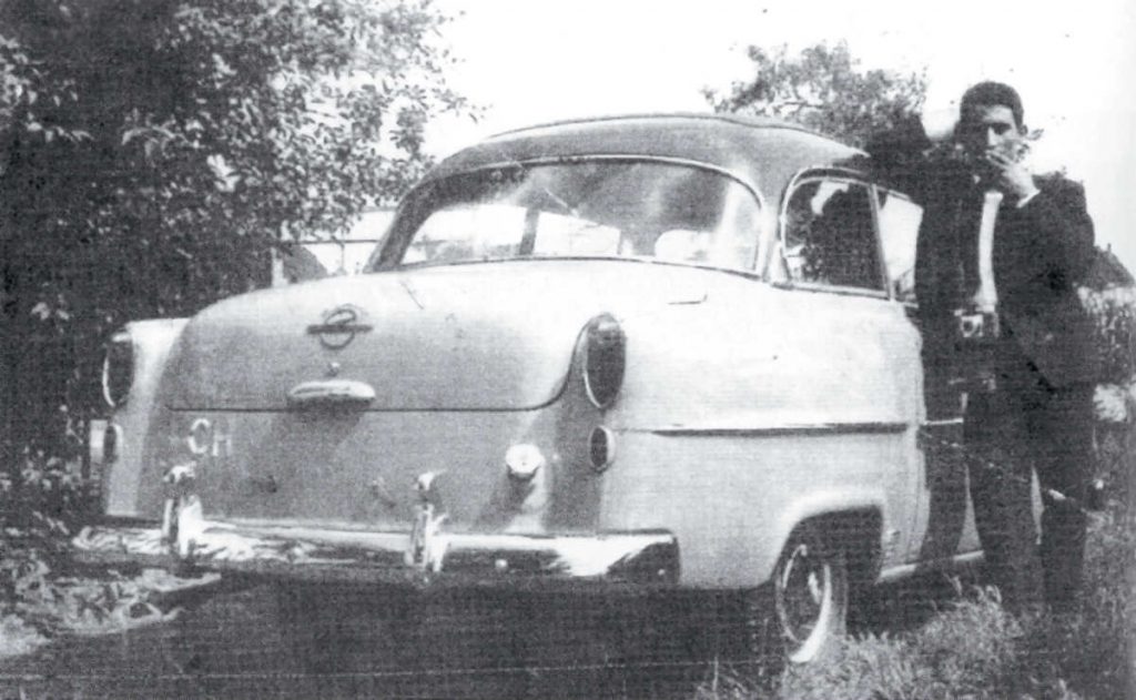 El coche 'suizo' de Juan José Hidalgo.