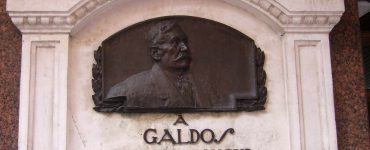 Placa a Benito Pérez Galdós