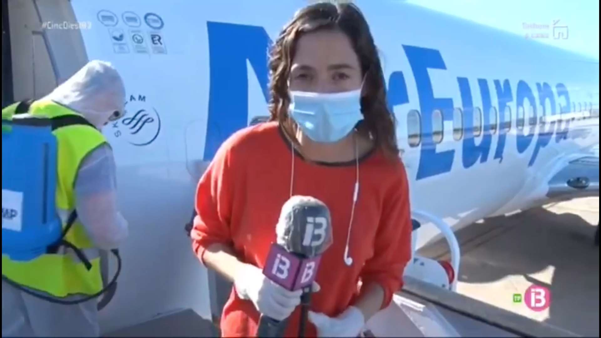 Así se desinfecta un avión de Air Europa